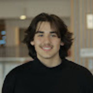 Meet your Posher, Alex